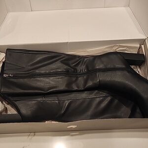 Marc Fisher Black Leather Knee High Boots Size 7.5 Block Heel 3.5 Inches